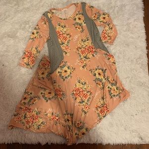 Soft Floral Maxi Dress